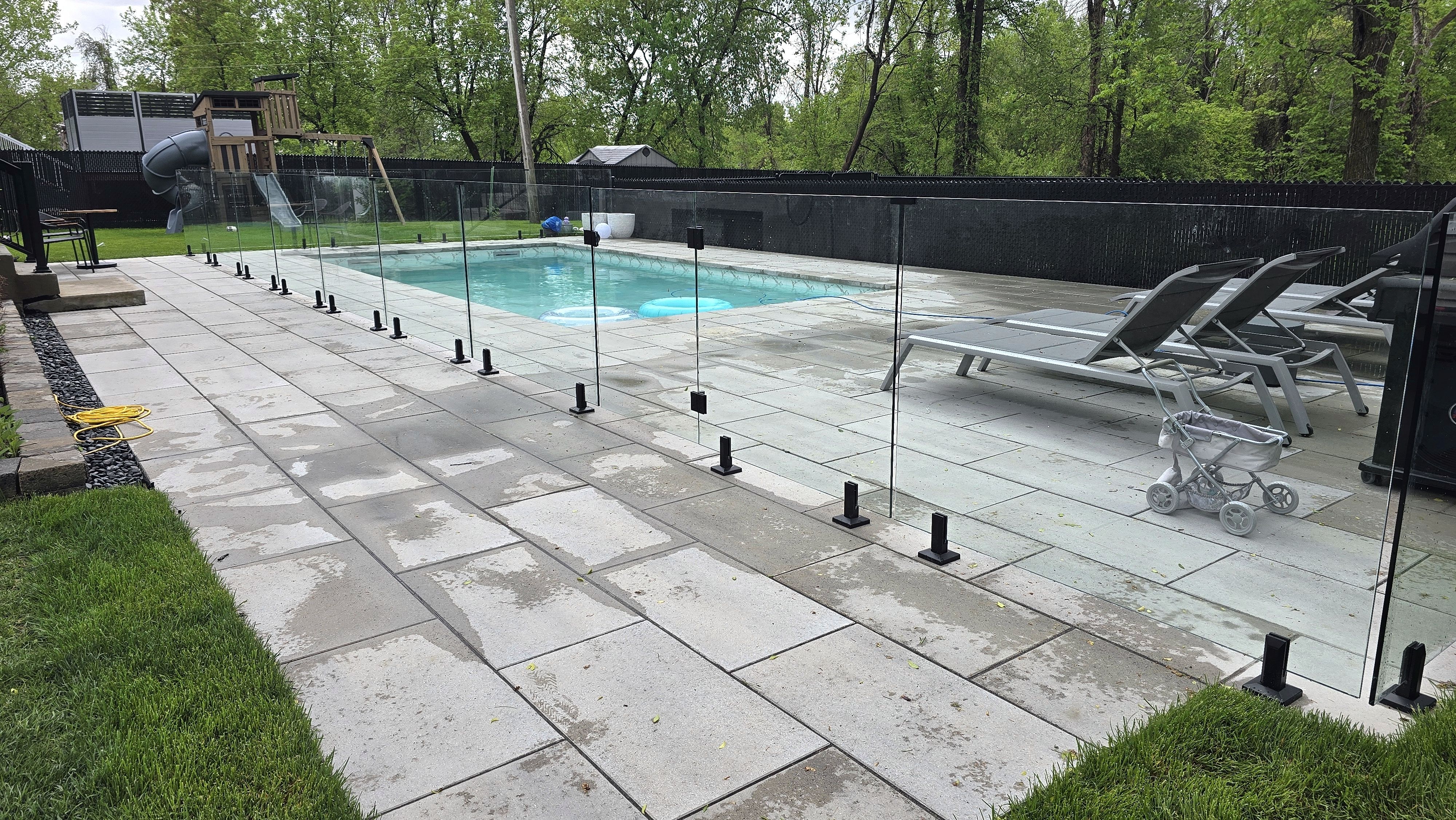 Projet d'installation de clôture à Montréal et Rive-Nord par Clôtures Elemond 9